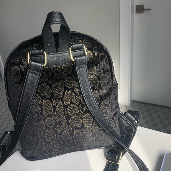 Steve Madden Velvet Mini Backpack - Picture 4 of 7